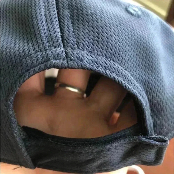 New York Yankees Baseball Cap - Velcro back - Youth MLB OC Sports - Picture 3 of 5